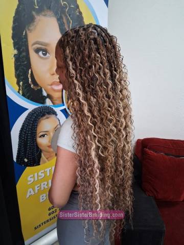 Sister Sister Braiding gallery picture 5