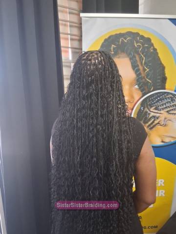 Sister Sister Braiding gallery picture 15